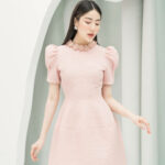 RẬP – Đầm Hồng Tay Xếp Viền Cổ Đính Hoa – PRINCESS 07