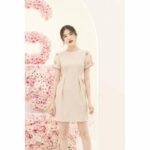 RẬP – Đầm Kem Tay Đính Hoa – LUX 16