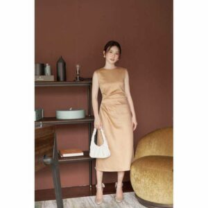 RẬP - Đầm Xếp Ly Sườn Nâu - CHRISTMAS 02 NÂU