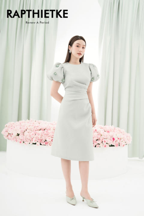 RẬP – Đầm Xanh Cổ Tròn Tay Đính Hoa Eo Nhún – NOEL 06 MINT