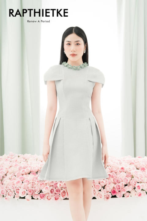 RẬP – Đầm Xanh Cổ Tròn Tay Lỡ Tùng Xếp Ly – PRETTY 05