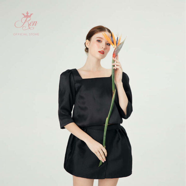 REN - Áo Cổ Vuông Vai Phồng