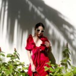 REN – Đầm Công Chúa Tay Phồng Cột Nơ Ngực