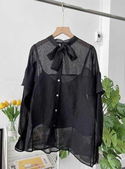 Set áo kiểu với quần short chất tafta DELLA SET