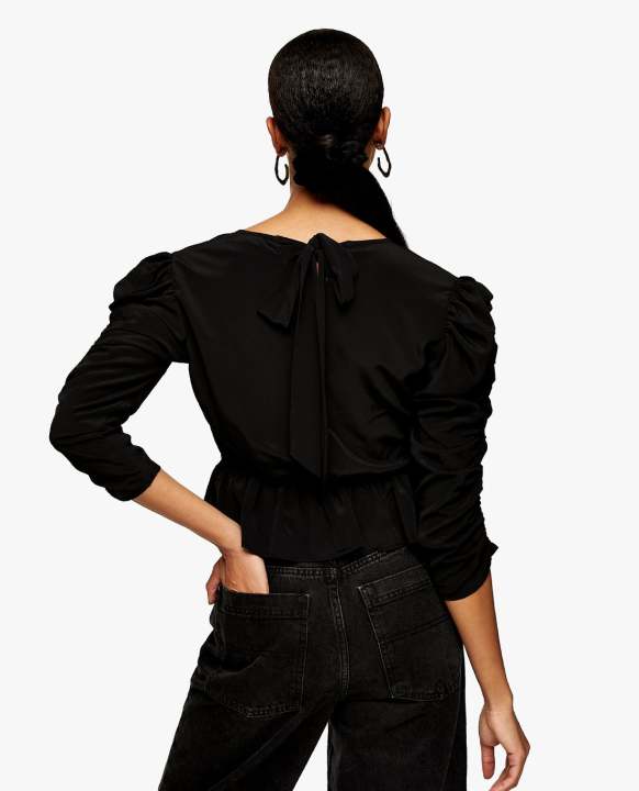 TOPSHOP – Áo kiểu nữ cổ V tay lở Black Ruched Sleeve 13P64TBLK-130