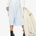TOPSHOP – Chân váy midi PETITE Pale Blue Ditsy Floral Wrap 26K15SBLE-110
