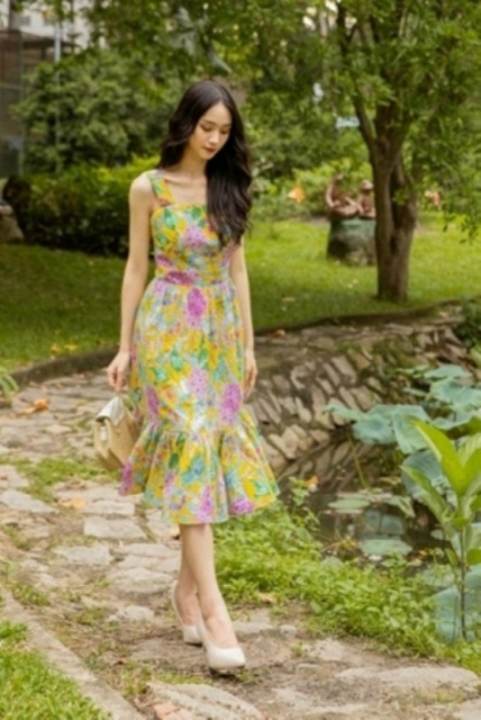 VANIA – Đầm cotton hở lưng D2207