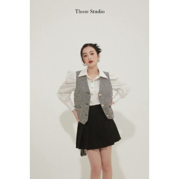 Áo gile nữ Hàn Quốc, gile dạ tweed Those Studios phối caro trắng đen năng động và cá tính Titus Top