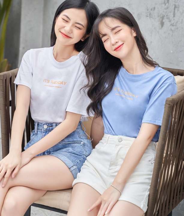 Áo thun phông nữ cổ tròn, ngắn tay, in chữ, chất cotton mềm TWENTYFIVE 3770