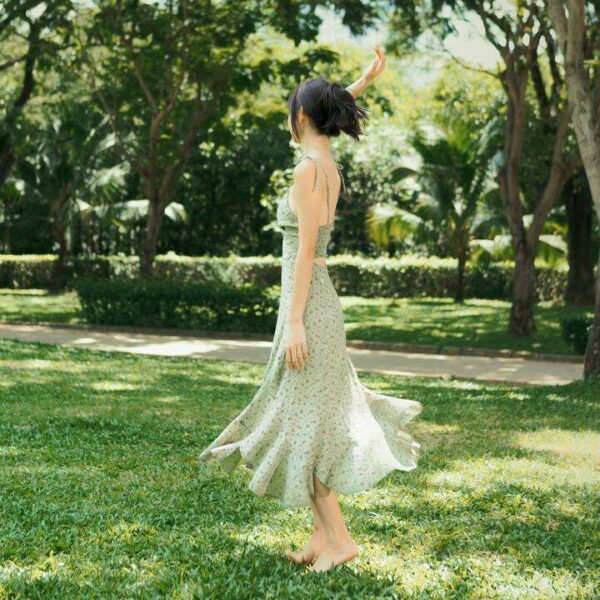 BLOOMING MIDI DRESS ver 4 - váy hoa nhí xoắn ngực - SOLID