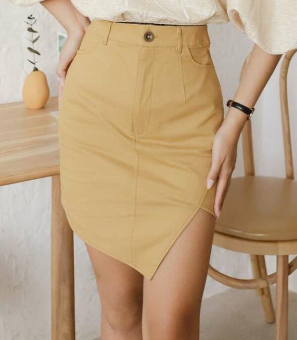 Chân váy công sở màu be- Anzy Skirt - Goût De Jun