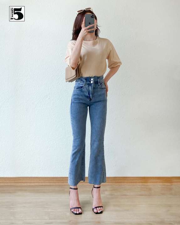 Quần jeans xanh nữ cạp cao, 2 cúc , ống loe TWENTYFIVE 4082