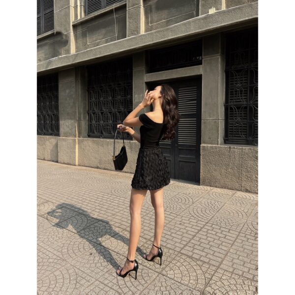 COCO SIN - Bodysuit Thun Đen Trẹt Vai Phối Khoen - Hình ảnh 2
