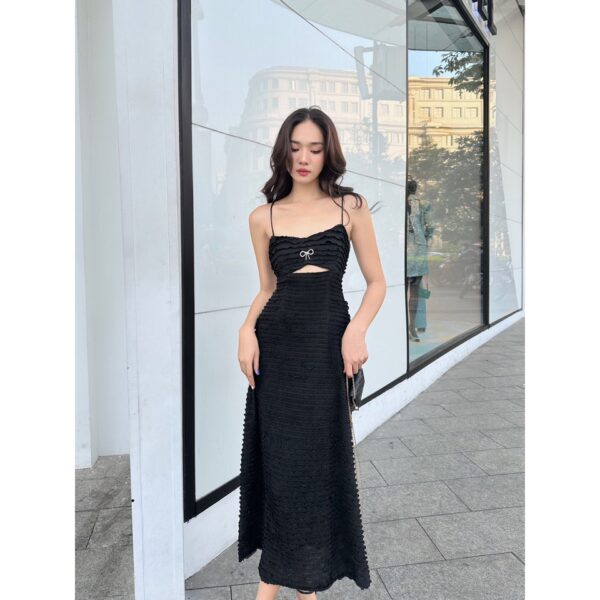 COCO SIN - Đầm 2 Dây Đen Cut Out Đính Nơ - Hình ảnh 5