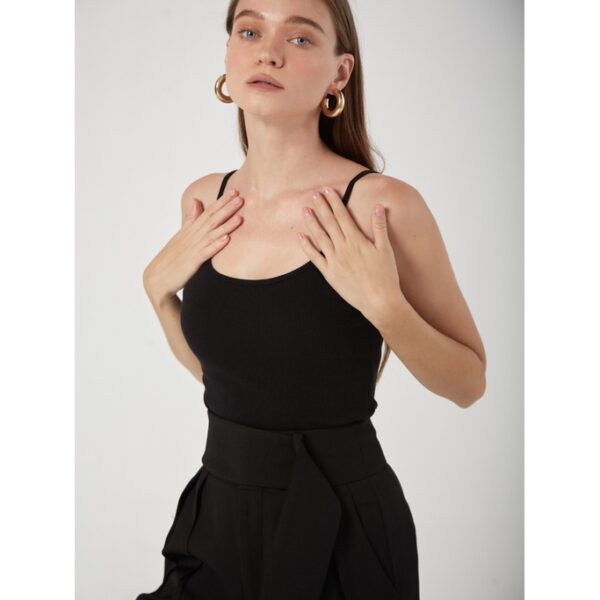 COCO SIN - Áo Liền Quần Bodysuit 2 Dây Đen - Hình ảnh 4