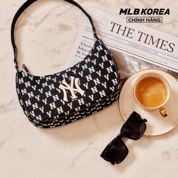 MLB - Túi đeo vai chữ nhật Monogram Jacquard Hobo 3ABQS012N-50BKS - Hình ảnh 2