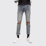 Quần Jean Nam 4MEN QJ1674 trơn slimfit vải denim mềm mại, co giãn, màu xanh trẻ trung, năng động, khóa kéo trơn, túi sâu