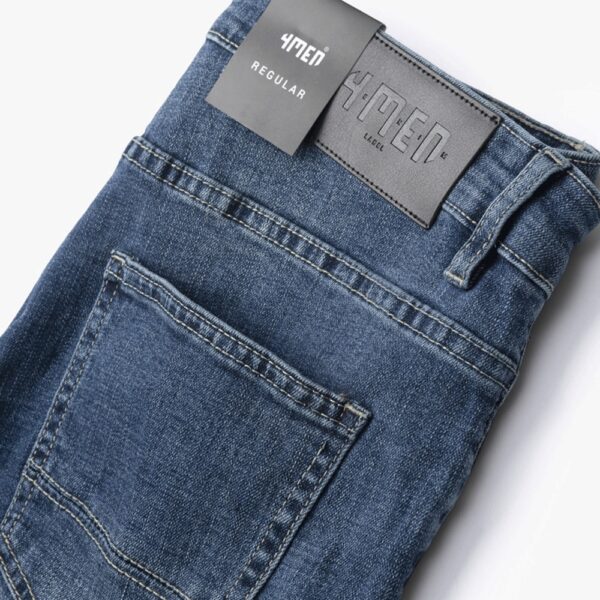 Quần Jeans Nam Regular Mid Blue 4MEN QJ054 form suông vừa, thanh lịch, co giãn tốt, bền màu - Hình ảnh 5