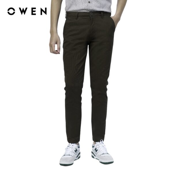 OWEN - Quần khaki Slim Fit Nâu - QKSL221140 - Ảnh 2